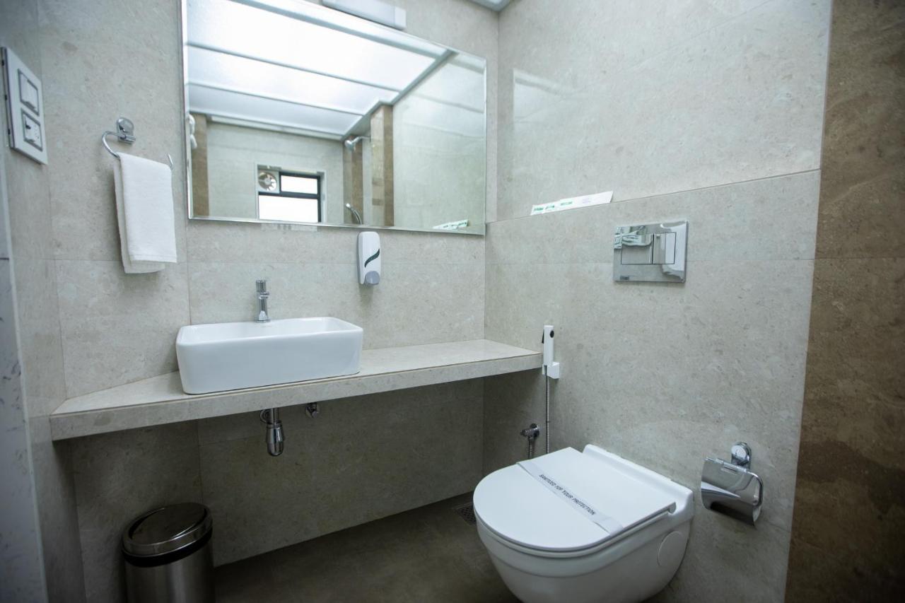Hotel Naaz Executive Mumbai Eksteriør bilde