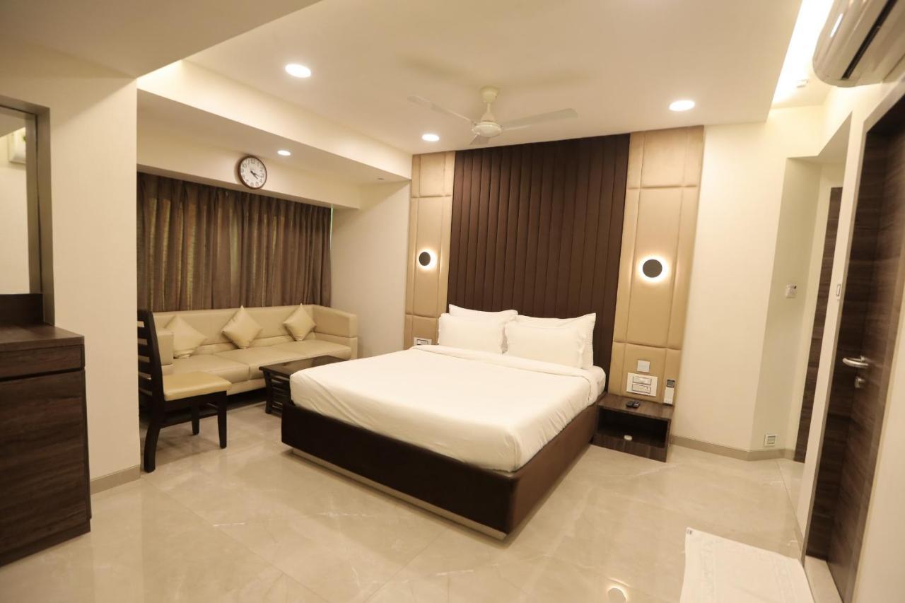 Hotel Naaz Executive Mumbai Eksteriør bilde